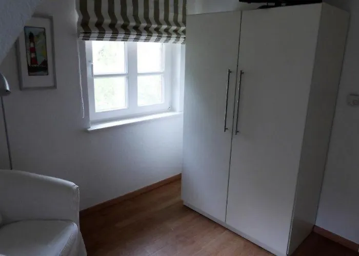 Reetdachhaushaelfte-1 * ザンクト・ペーター・オルディング